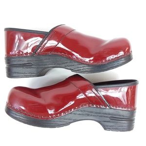 Dansko Clogs Red Patent Leather Size 42 -A